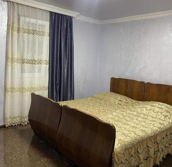 اتاق استاندارد با سرویس بهداشتی مشترک, Sanny Kobuleti