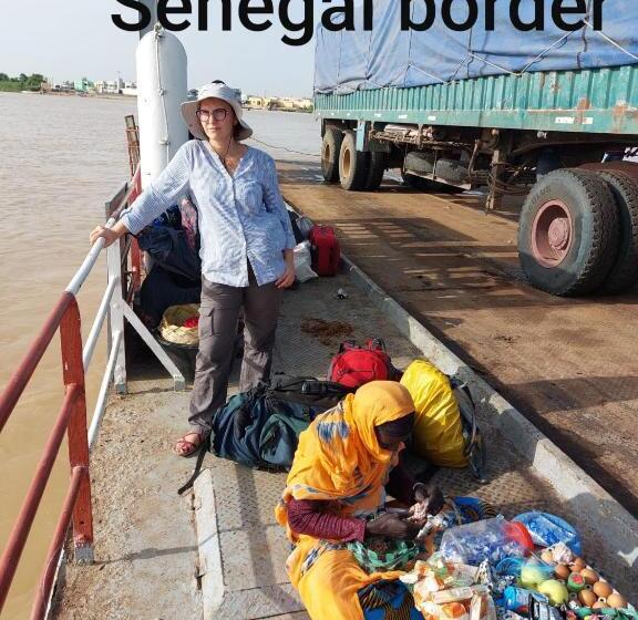 اتاق استاندارد, Transit