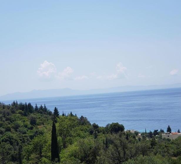 اتاق لوکس, Vila Zaho