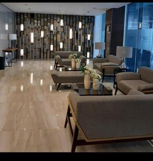 سوییت خانوادگی, Jk Coastal Inn