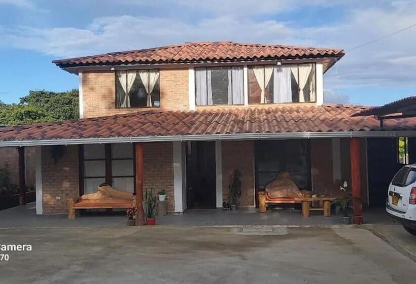 デラックスルーム, Casa Hotel Villa Lorena