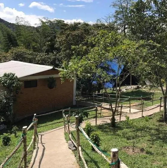 キャビン, Solarte Hostel