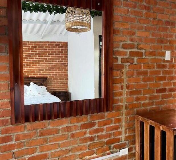 كابينة, Solarte Hostel