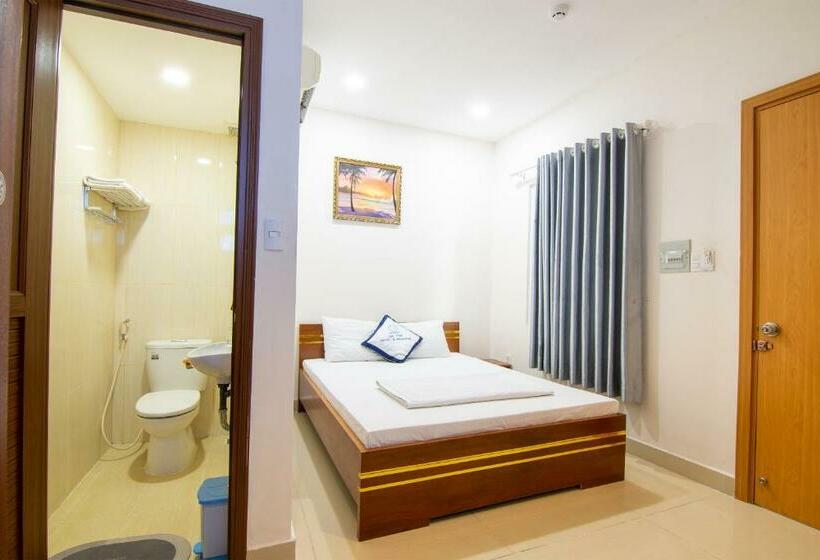 اتاق سوپریور با تخت بزرگ, Thu Thai