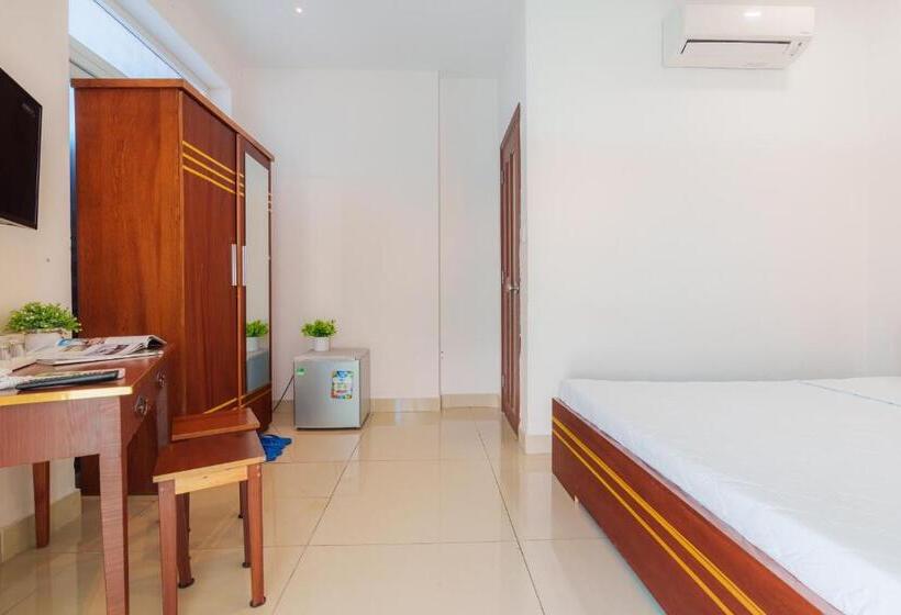 اتاق سوپریور با تخت بزرگ, Thu Thai