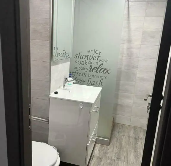 １ベッドルームアパートメント, Apartament 5ive
