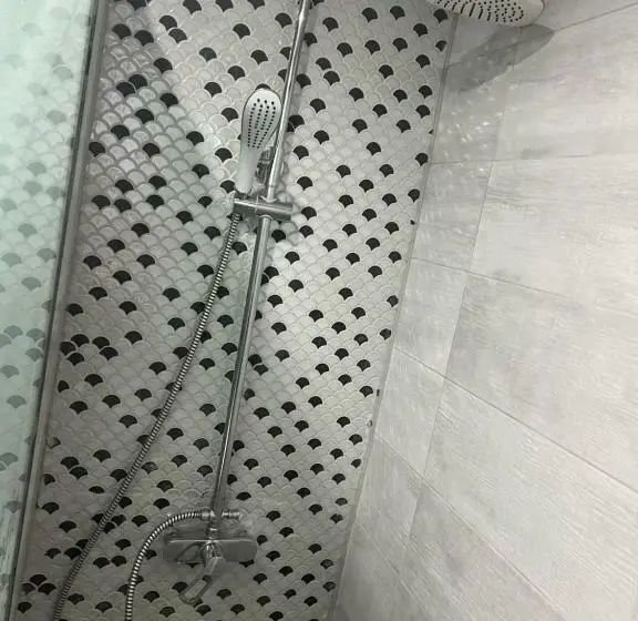 １ベッドルームアパートメント, Apartament 5ive