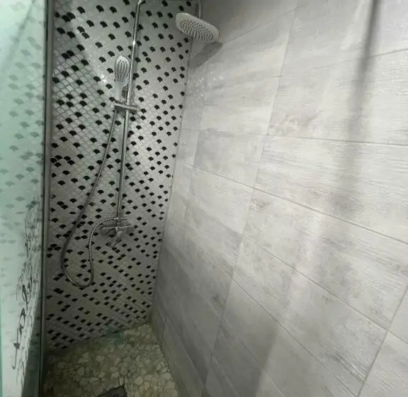 １ベッドルームアパートメント, Apartament 5ive