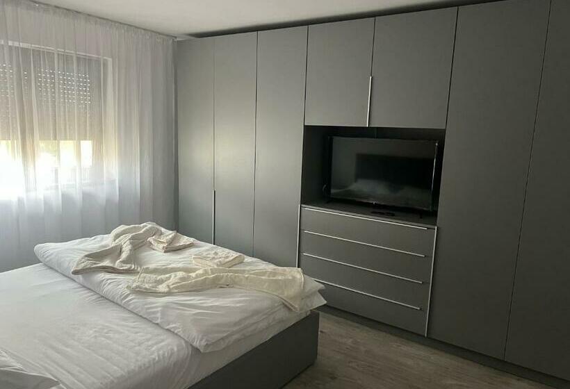 آپارتمان 1 خوابه, Apartament 5ive