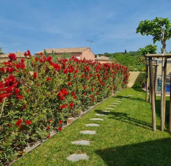 Номер Стандарт, Chambres D Hôtes B&b La Bergeronnette Avec Piscine Couverte Chauffée