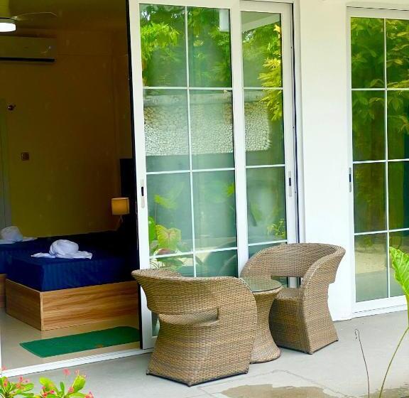 اتاق سوپریور با تخت بزرگ, Sands Grand