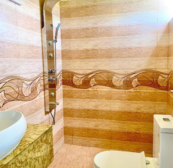 اتاق لوکس خانوادگی, Sands Grand