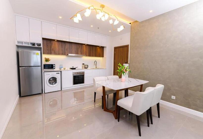 Люкс Семейный 2 Спальни, The Peninsula Phnom Penh