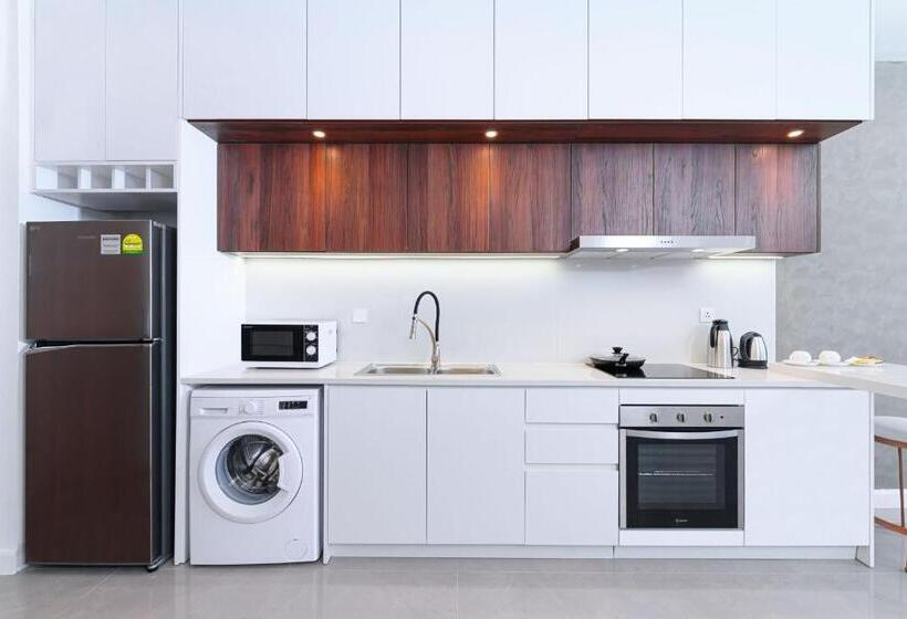 סוויטת 3 חדרי שינה, The Peninsula Phnom Penh