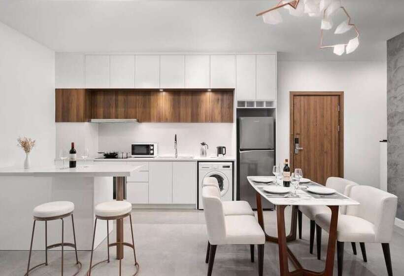Люкс Семейный 2 Спальни, The Peninsula Phnom Penh