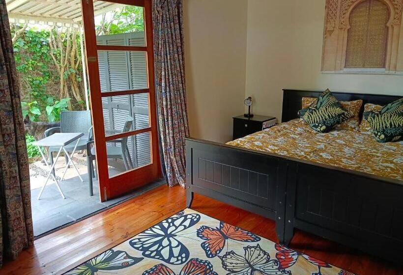 דירת חדר נוף לגינה, 33 On Smuts Selborne