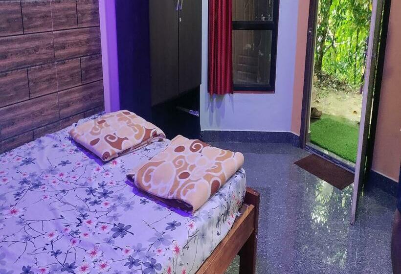 חדר אקונומי, Staymaker Prince Of Kalasa