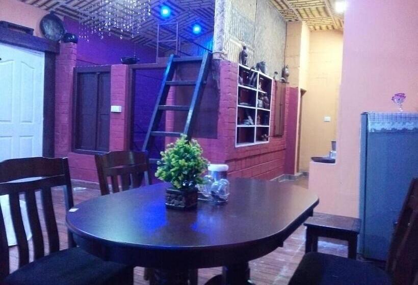 חדר משפחתי דלוקס, Staymaker Prince Of Kalasa