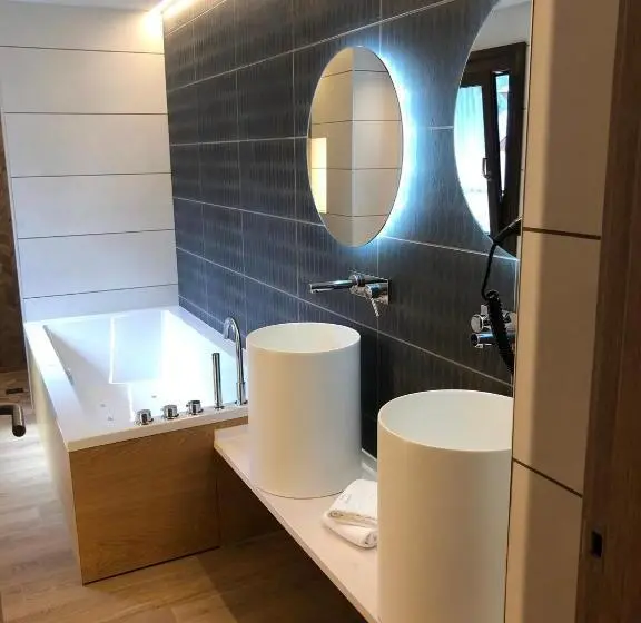 Suite com Hidromassagem, Monte Perdido