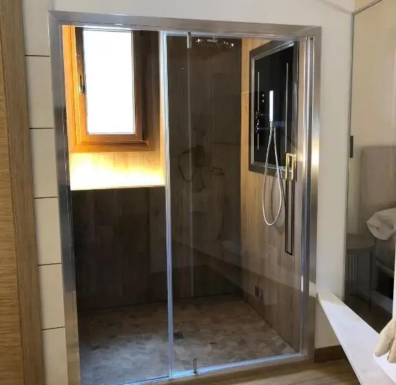 Suite, Monte Perdido