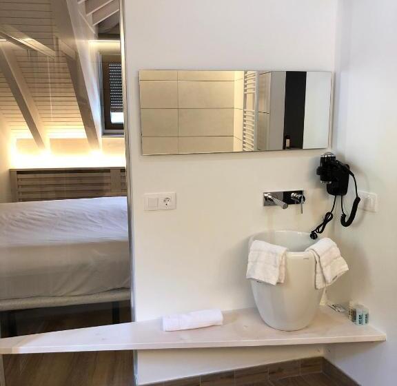 Suite, Monte Perdido