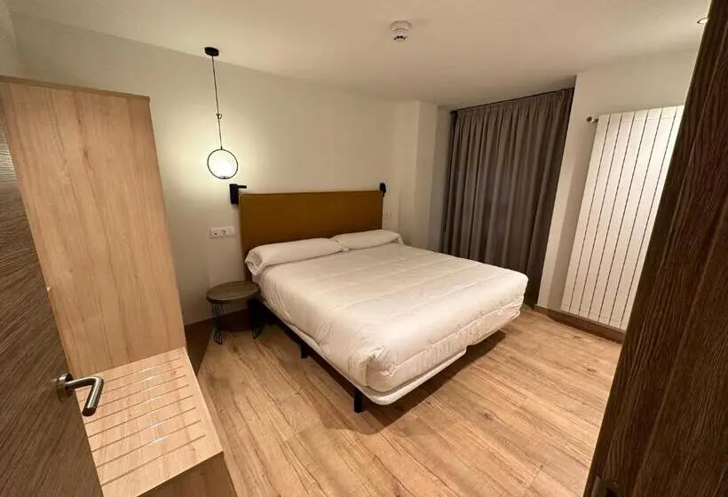 Quarto Familiar, Monte Perdido