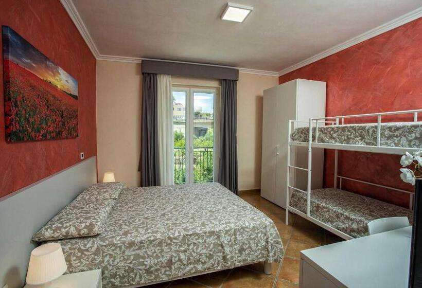Семейный Номер, B&b Carmelina