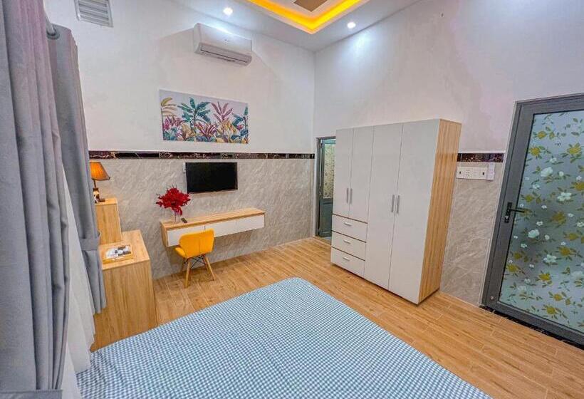 اتاق استاندارد, Homestay Qhome