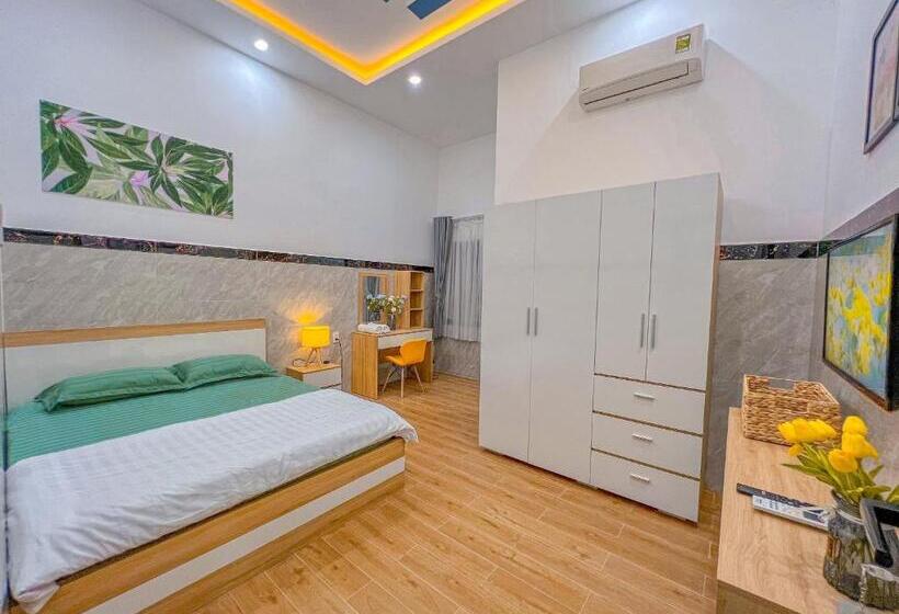 اتاق استاندارد, Homestay Qhome