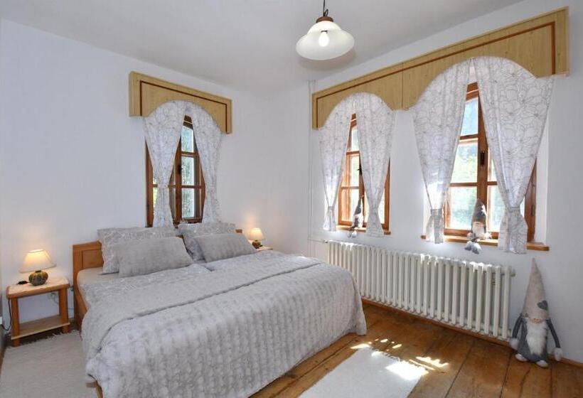 三人经典房间, Penzión šafran