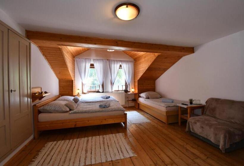 舒适三人间, Penzión šafran