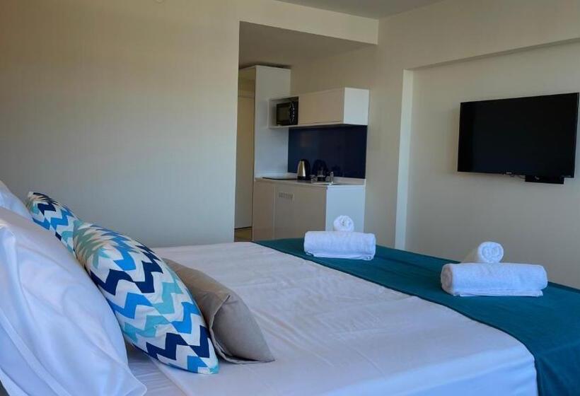 Triple Room Sea View, Apartments Black Sea Resort Luxe