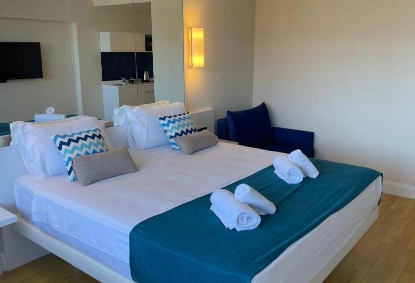 Triple Room Sea View, Apartments Black Sea Resort Luxe