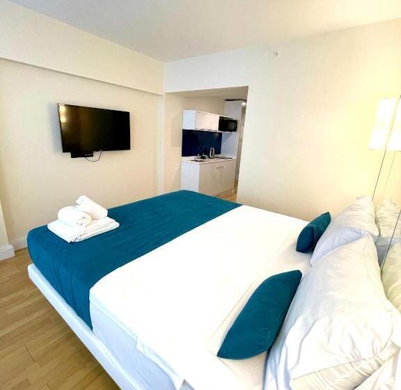 اتاق استاندارد با بالکن و چشم‌انداز دریا, Apartments Black Sea Resort Luxe