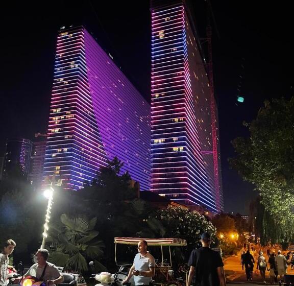 اتاق لوکس با بالکن و چشم‌انداز دریا, Apartments Black Sea Resort Luxe