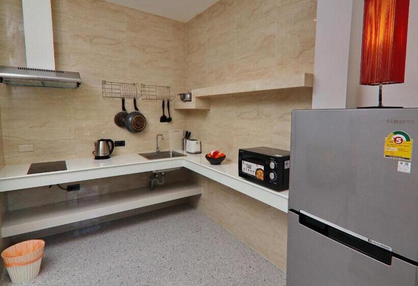 منزل غرفة نوم واحدة, The Zohan Resort & Travel Agency