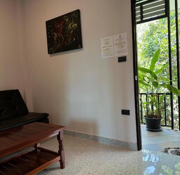 Дом 1 Спальня, The Zohan Resort & Travel Agency