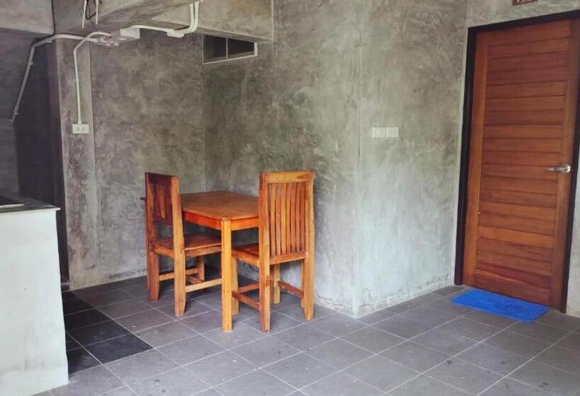 غرفة ديلوكس, The Zohan Resort & Travel Agency