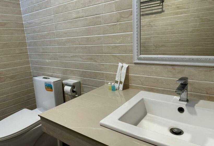 منزل غرفة نوم واحدة, The Zohan Resort & Travel Agency