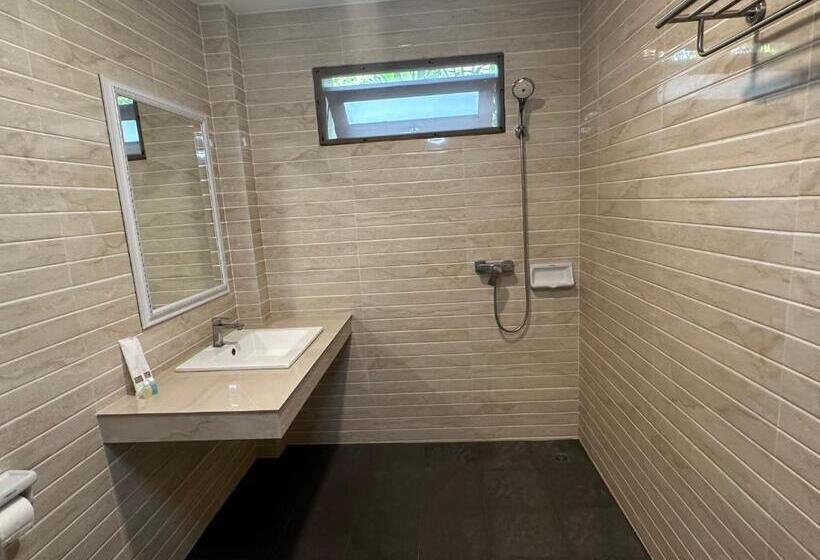 منزل غرفة نوم واحدة, The Zohan Resort & Travel Agency