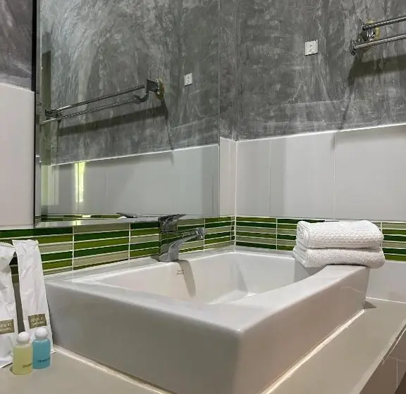 ツーベッドルーム　ヴィラ, The Zohan Resort & Travel Agency