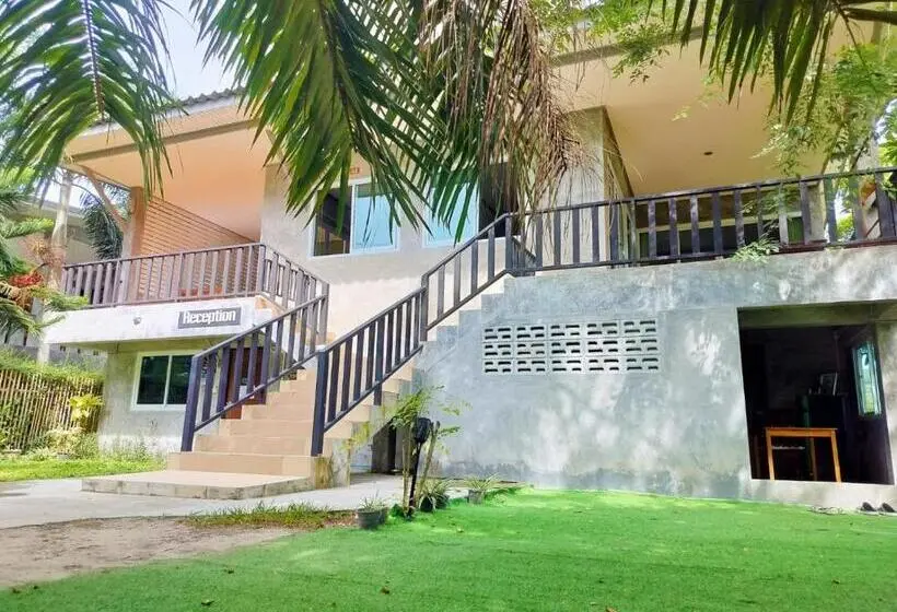 デラックスルーム, The Zohan Resort & Travel Agency