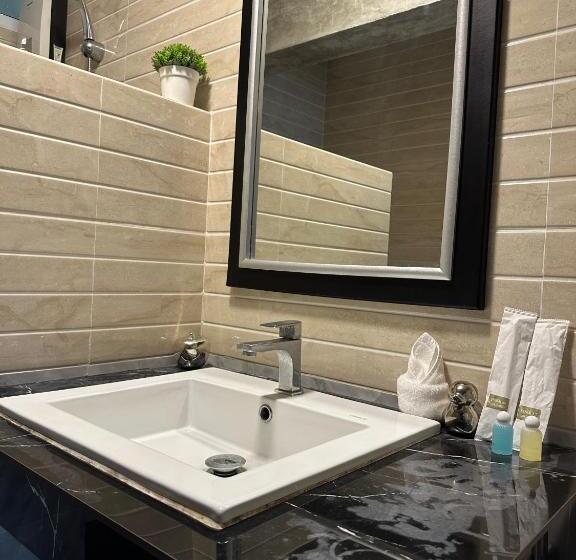 غرفة ديلوكس, The Zohan Resort & Travel Agency