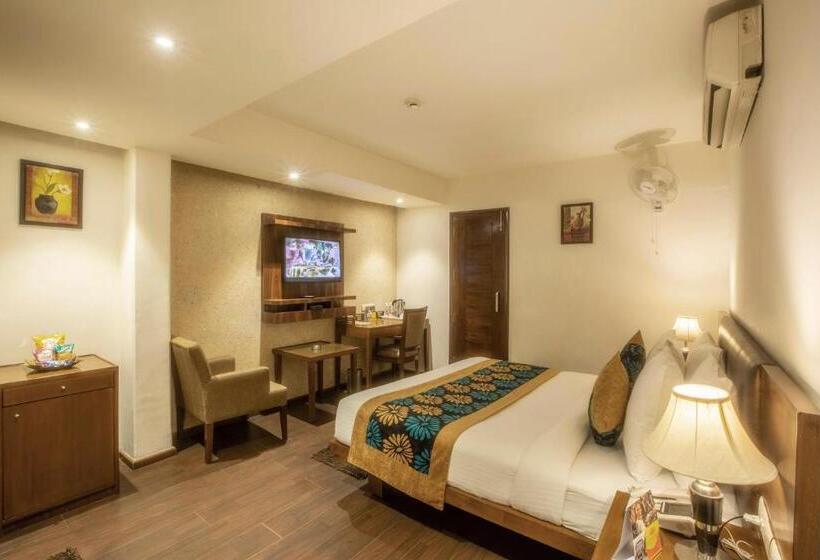 Habitació Deluxe, Arch Plaza   Near Delhi Airport