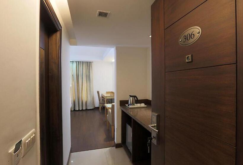 Habitació Deluxe, Arch Plaza   Near Delhi Airport