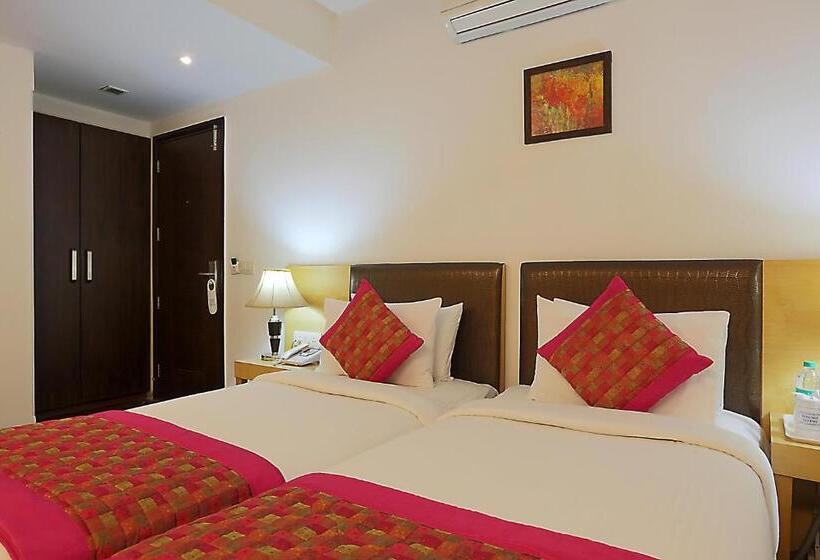 Family Room, Arch Plaza   Near Delhi Airport