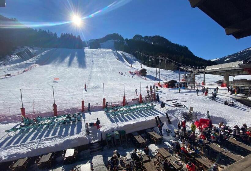 디럭스 룸, Le Schuss