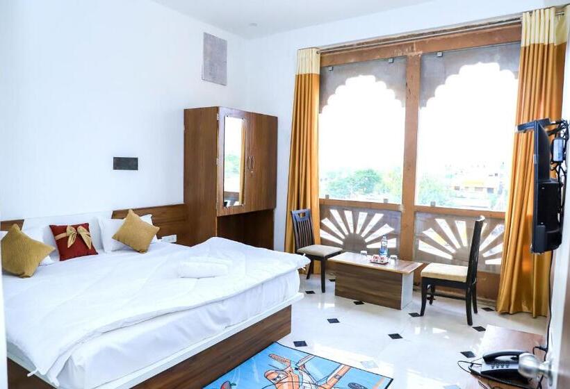 غرفة قياسية مطلة على الجبل, Meera Heritage