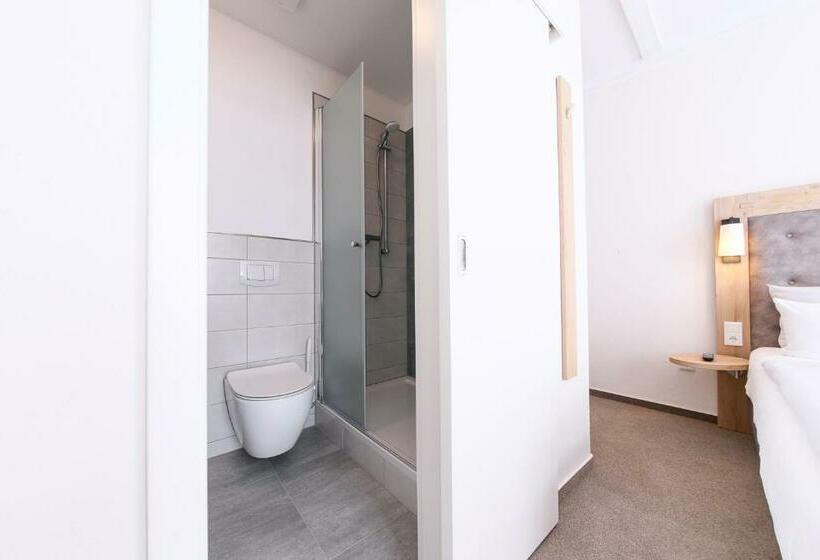 חדר סופריור, 24/7 Selfcheckin Schmiedestrasse