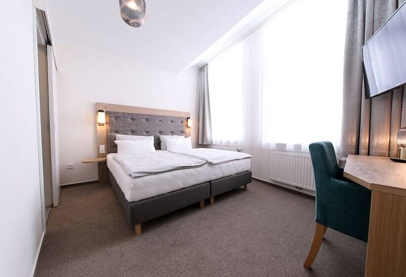 חדר סופריור, 24/7 Selfcheckin Schmiedestrasse